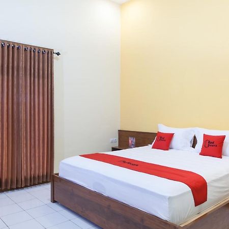 Готель Reddoorz Near Baluran National Park Pandean Екстер'єр фото